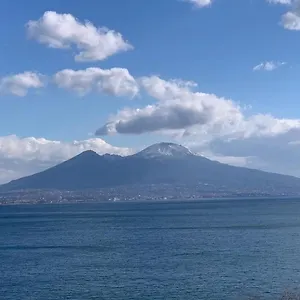  Bed & Breakfast Primopianoposillipo Italy