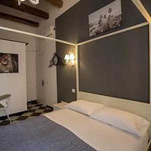 Guest house Mani