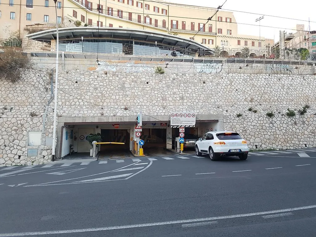 Al Bastione Di Cagliari Hotel 2*,